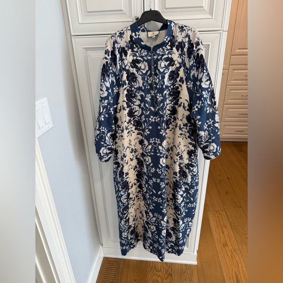 Tuckernuck Navy and Cream Floral Long Sleeve Dress - Picture 5 of 8